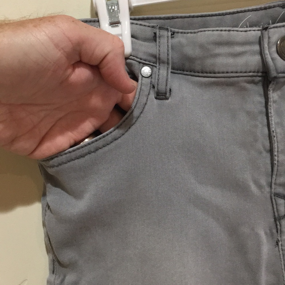 Gloria Vanderbilt grey pant - Picture 4 of 11